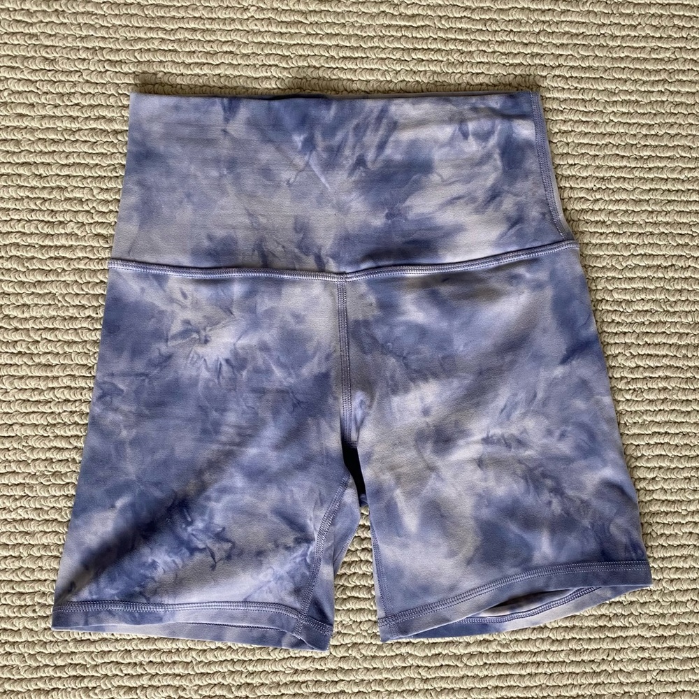 Lululemon 6” align Diamond dye